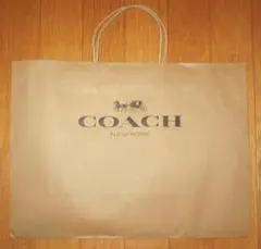 今だけ限定値下げ中！COACH(コーチ)のショップ袋　　　　　ブラウン