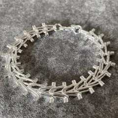 Item thumbnail for item 47d23a46-3cf0-4892-9a36-da85f438abd3