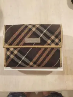 BURBERRY BLUE LABEL 二つ折り財布 ノバチェック - メルカリ