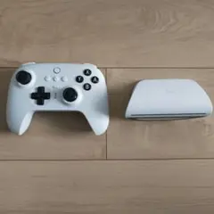 Nintendo Switch 8bitdoアルティメットコントローラーホワイト