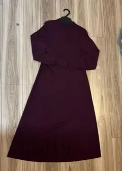 【ユニクロ】メリノブレンドAラインワンピース •ボルドー系