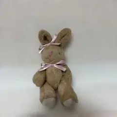 ウサギのぬいぐるみキーホルダ