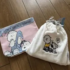 新品未使用 スヌーピー靴下6点セットふわふわ巾着付きSNOOPY靴下おまけポーチ