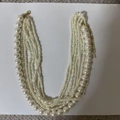 ホワイトパール風　多層ネックレス