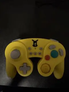 ジャンク品　HORI ピカチュウ クラシックコントローラー 本体
