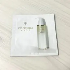クレドポーボーテ ユイルデマキアントヴィサージュ