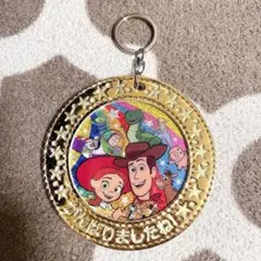 新品＊ TOY STORY トイストーリー でかメダルキーホルダー キラキラ