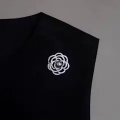 イタリアで購入 ブラックパール調 カメリア フラワーブローチ 優雅 　 新品