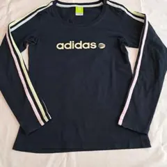 adidas 長袖Tシャツ