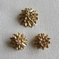 美品　ニナリッチ　ブローチ　イヤリング　セット　ヴィンテージ　花型パール