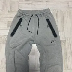 【美品】Nike テックフリース　グレー　スウェットパンツ Sサイズ