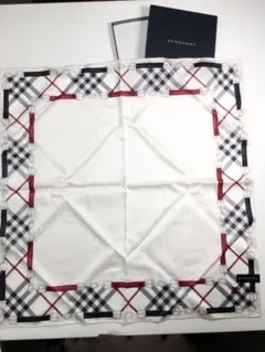 ☆新品未使用☆ バーバリー 大判 ハンカチ