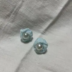 水色レースパールピアス