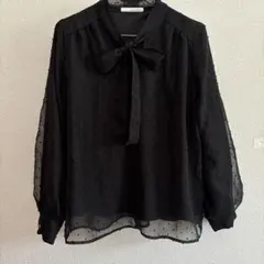 黒 ドット柄 リボン付き長袖ブラウス