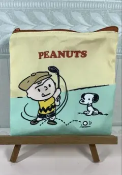 アフタヌーンティー　コラボ　スヌーピーシークレットスクエアポーチ　シークレット