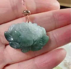 MY R2-02571天然石 《本物保証》飄花翡翠ペンダント ネックレスSV