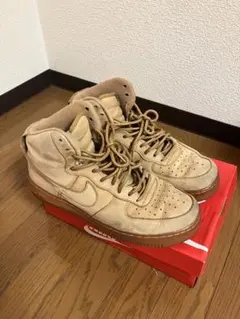 Nike Air Force 1 ベージュ ハイカット