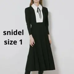 美品☆CELFORD Aラインプリーツワンピース 黒 ドット 36 - メルカリ