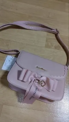 Item thumbnail for item 58a8cefc-3c5d-451f-9284-85b3458b1251