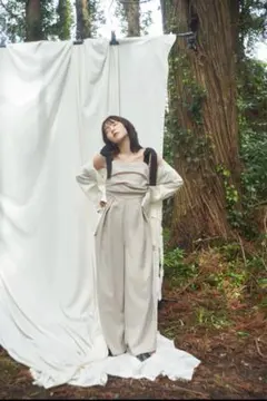 【新品タグ付】Andequal アンドコール リボンショルダーコンビネゾン 新品タグ付】Andequal アンドコール リボンショルダー