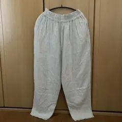 ヂェン先生の日常着　テーパードパンツのサムネイル