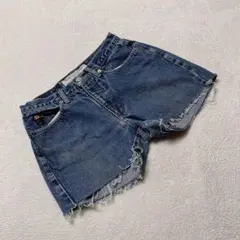 ⭐️ゲス⭐️ ブルーデニム　ショートパンツ　切りっぱなし　カジュアル　古着