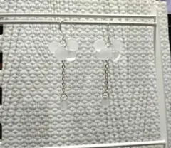 人気につき再販　U05　フロスト鈴丸とドロップビーズの雨降りフックピアス　クリア