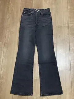 リーバイス　ブーツカットスキニー　W28