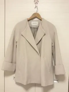 NATURAL BEAUTY BASIC ハーフコート　アイボリー