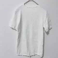 フリル付きホワイト半袖Tシャツのサムネイル