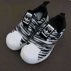 ☆希少☆　adidas originals　ゼブラ柄 スリッポン　１８cm