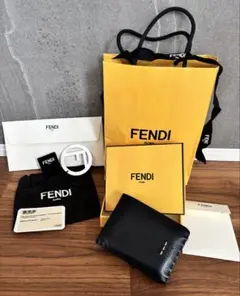 FENDI フェンディ セレリア 二つ折り財布 ブラック レザー正規品付属品完備のサムネイル