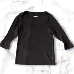 23区★ブラック ボタン付き五分袖ニット44