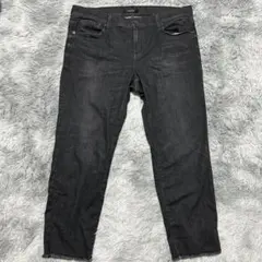 23区 ブラックデニム オンワード樫山 カットオフパンツ W82 ウエスト広めのサムネイル