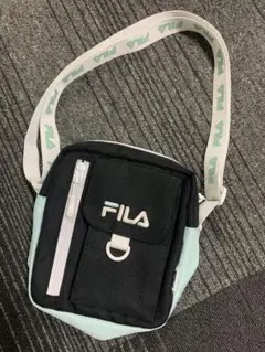 美品　FILA フィラ　ショルダーバッグ