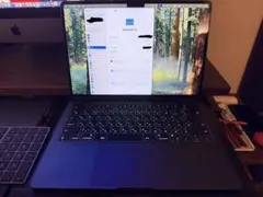 Apple MacBook Air ミッドナイト本体