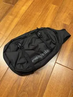 【未使用品】patagonia アトム・スリング 8L ブラック