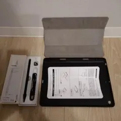 iPadケース＆ペン&Lightningケーブル