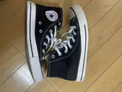 スニーカー