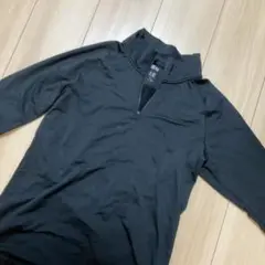黒 ハーフジップ 長袖シャツ