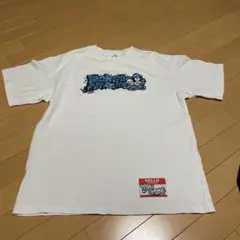 グラフィティ風ロゴ ホワイトTシャツのサムネイル