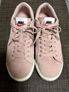 Item thumbnail for item 45e147de-520a-44af-890d-506060fc4642