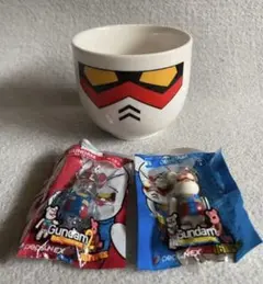 機動戦士ガンダム湯のみ★ベアブリック・ストラップ2個セット