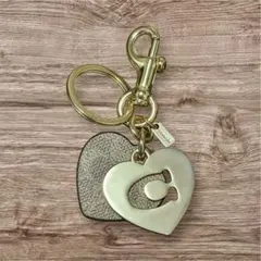 値下げ！コーチCOACHバッグチャームハート シグネチャー キーホルダーハート