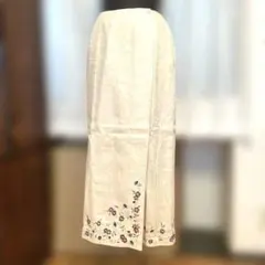 タルボット　ベージュ 花柄刺繍 リネン　ロング巻きスカートのサムネイル