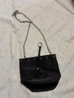 PRADA ナイロン 巾着 ノベルティのサムネイル