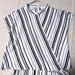 【美品】エンネア ホワイトジョーラ ストライプ柄ドッキングワンピース 38 Mのサムネイル