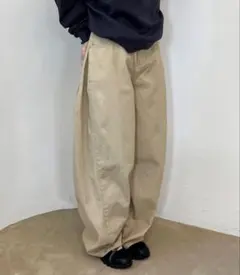 by muni:r バイムニール スリットブックルニット Ameri VINTAGE - by muni:r バイムニール スリットブックルニットの