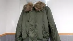 オリーブグリーン ジャケット ファー付き　AZUL by moussy