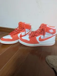 NIKE AIR JORDAN 1 エアジョーダン 1 オレンジ/ホワイト